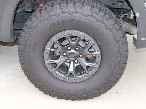 Used 2022 Ford F150 Raptor w/ Raptor 37 Performance Package image 28