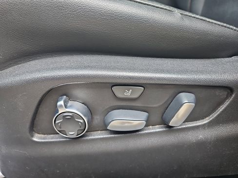 Used 2019 Cadillac XT4 Sport image 8