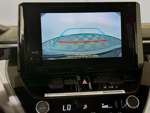 Used 2024 Toyota Corolla SE FWD image 25