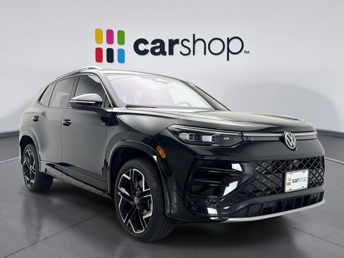 Used 2026 Volkswagen Tiguan SEL R-Line image 7