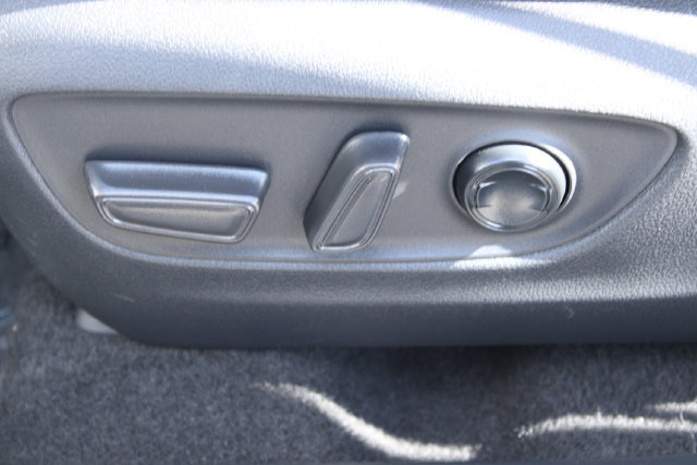 Used 2023 Toyota RAV4 XLE Premium FWD image 31