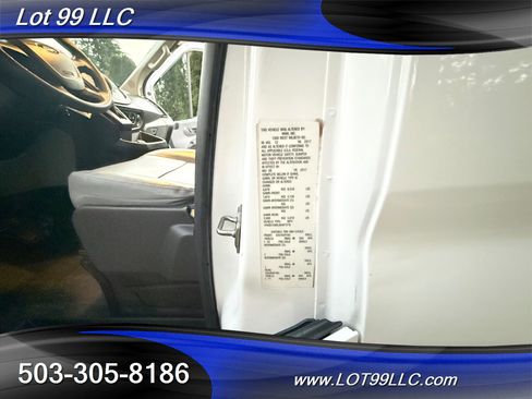 Used 2018 Ford Transit 150 XL image 61