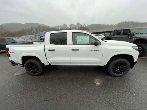 New 2026 Chevrolet Colorado W/T w/ WT Custom Package image 8