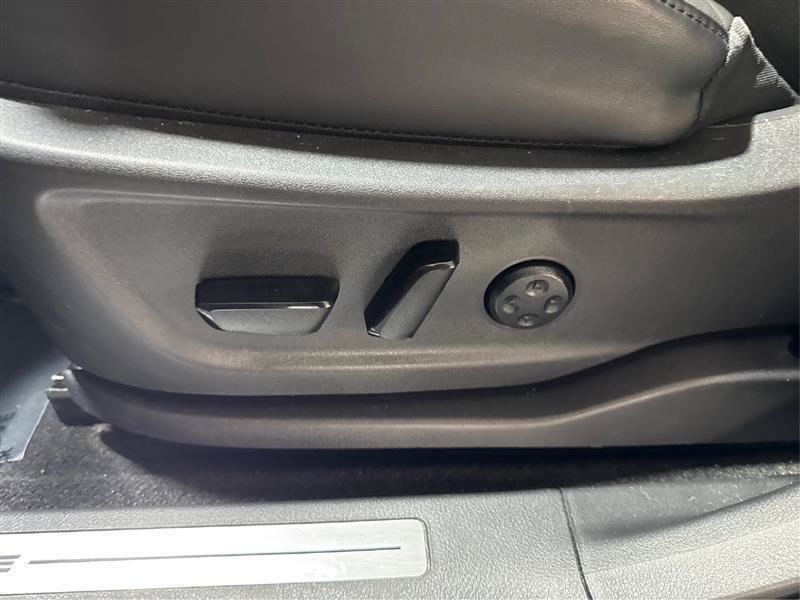 Used 2024 Nissan Ariya AWD image 19
