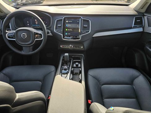 Certified 2025 Volvo XC90 B5 Core image 19