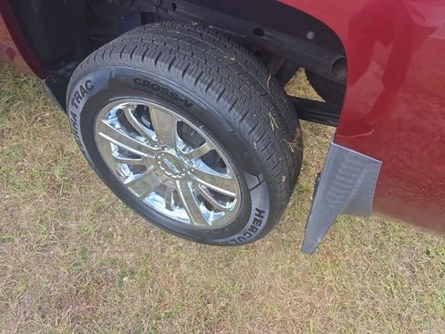 Used 2017 Chevrolet Silverado 1500 High Country image 24