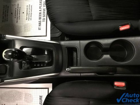 Used 2016 Nissan Sentra SV FWD image 52