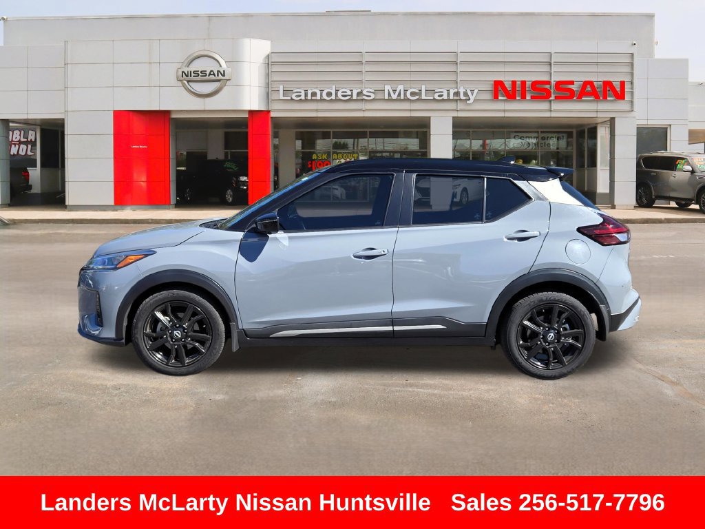 Used 2022 Nissan Kicks SR FWD image 8