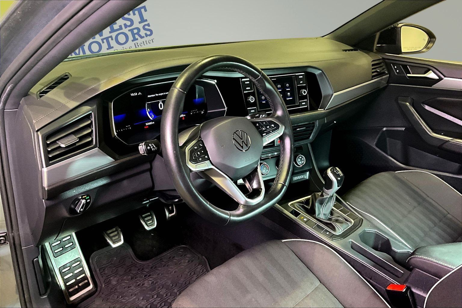 Used 2023 Volkswagen Jetta Sport FWD image 17