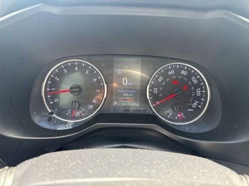 Used 2020 Toyota RAV4 LE FWD image 19