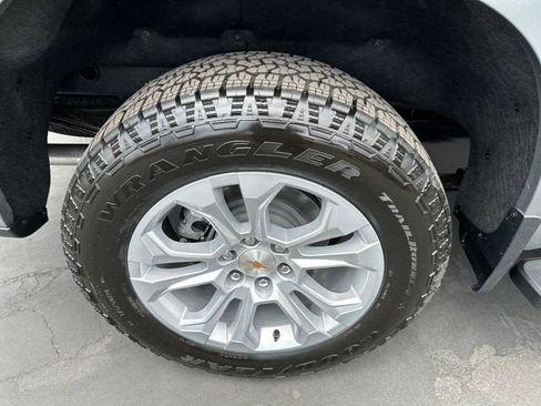 New 2026 Chevrolet Silverado 1500 LTZ w/ LTZ Premium Package AWD/4WD image 10