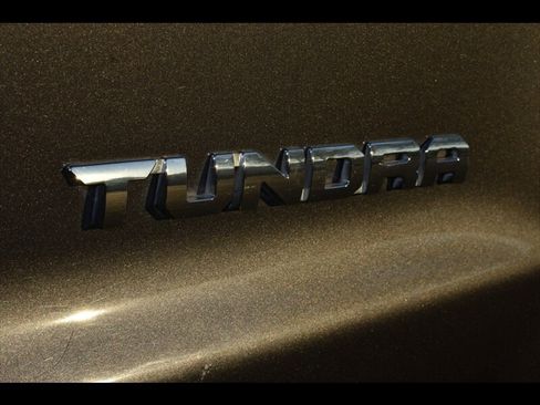 Used 2016 Toyota Tundra SR5 w/ SR5 Upgrade Package image 57