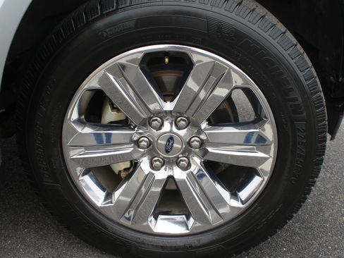 Used 2020 Ford F150 Lariat image 22