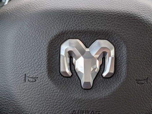 Used 2023 RAM 1500 Big Horn AWD/4WD image 32