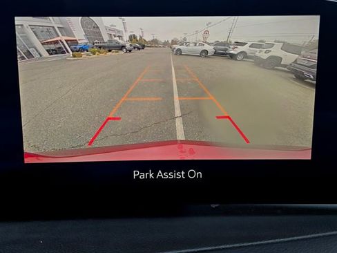 Used 2024 Cadillac XT4 Premium Luxury image 10