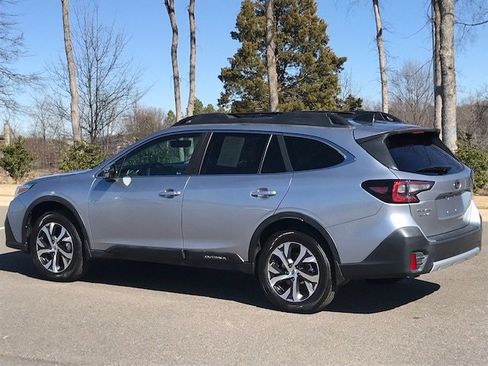 Used 2021 Subaru Outback Limited w/ Popular Package #2 image 4