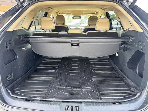 Used 2019 Ford Edge SEL w/ Equipment Group 201A FWD image 24