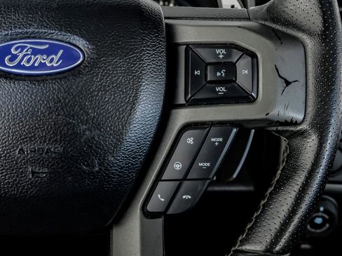 Used 2019 Ford F150 Raptor w/ Equipment Group 802A Luxury image 18