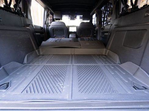 Used 2023 Ford Bronco Badlands image 32