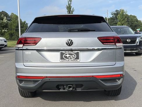 Used 2023 Volkswagen Atlas Cross Sport SE FWD image 4