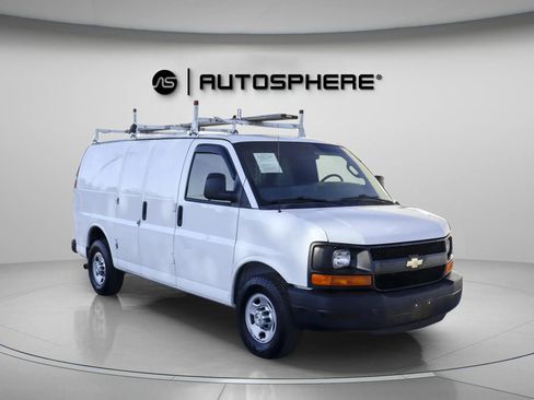 Used 2016 Chevrolet Express 2500 image 12
