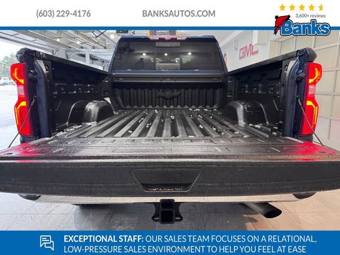 Certified 2020 Chevrolet Silverado 2500 LTZ w/ LTZ Premium Package image 7