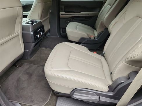 Used 2020 Ford Expedition Limited w/ Equipment Group 302A image 26