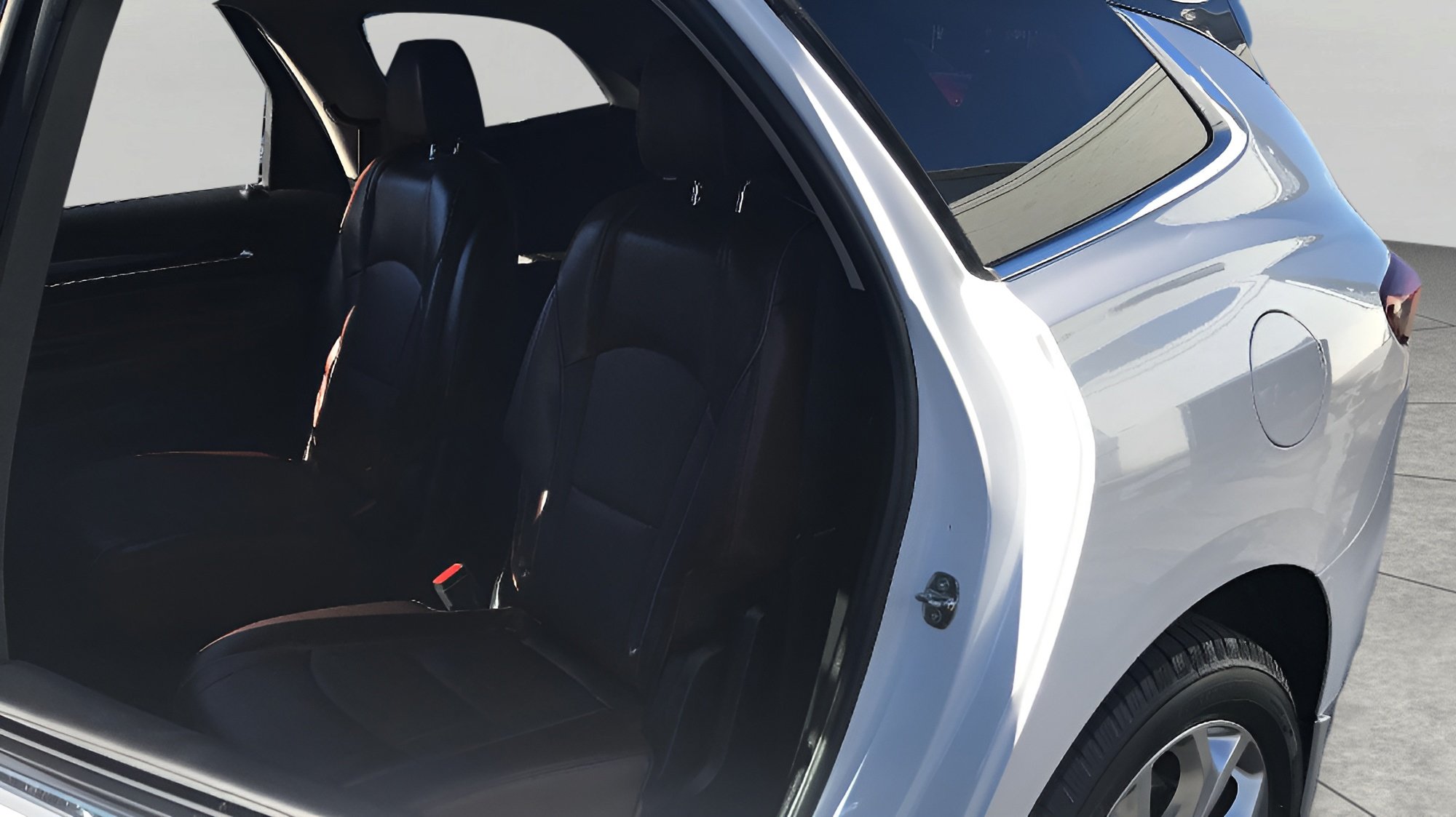 Certified 2019 Buick Enclave Avenir w/ Avenir Technology Package AWD/4WD image 14