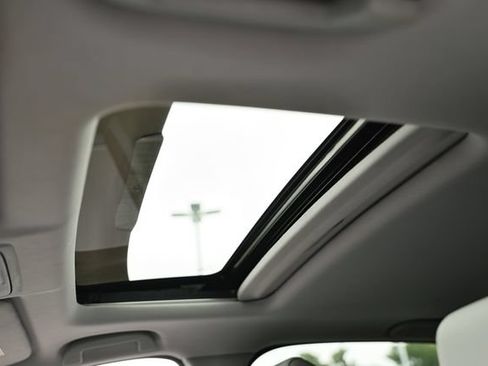 Used 2022 Honda CR-V EX-L image 17