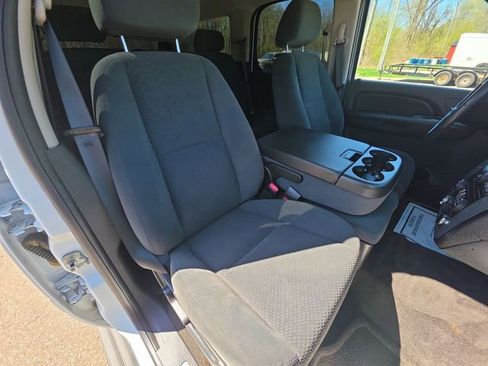 Used 2008 Chevrolet Tahoe LS w/ Skid Plate Package AWD/4WD image 24