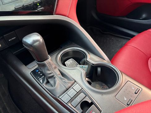 Used 2022 Toyota Camry XSE FWD image 28