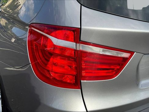 Used 2017 BMW X3 xDrive28i AWD/4WD image 23