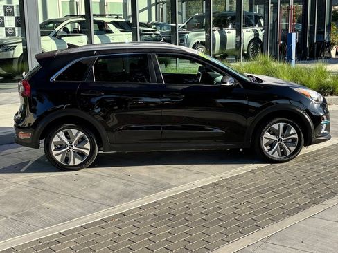 Used 2019 Kia Niro EX Premium image 7