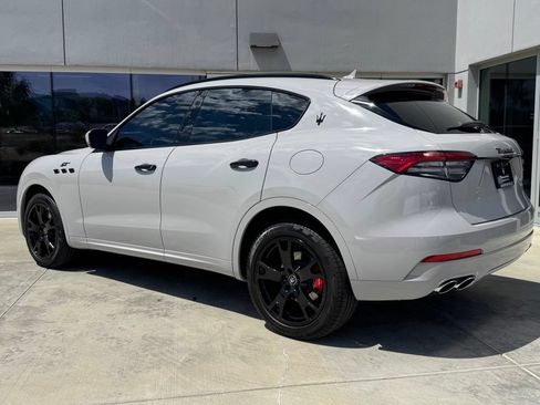 Certified 2023 Maserati Levante GT AWD/4WD image 6