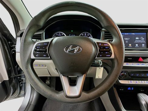 Used 2019 Hyundai Sonata SE image 12