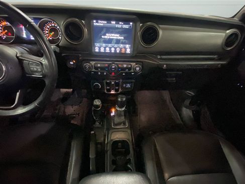 Used 2022 Jeep Wrangler Unlimited Sport image 14