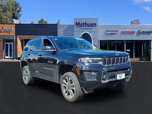 Used 2023 Jeep Grand Cherokee Overland AWD/4WD image 1