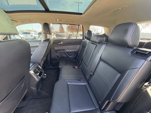 Used 2021 Volkswagen Atlas SEL image 7
