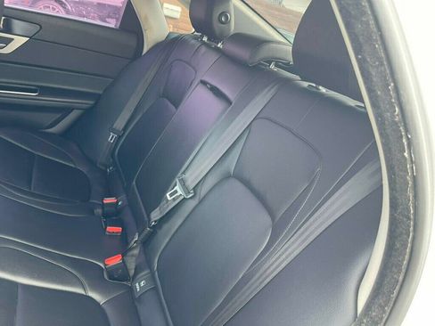 Used 2017 Jaguar XF RWD image 27