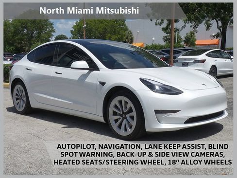 Used 2023 Tesla Model 3 Standard Range RWD image 1