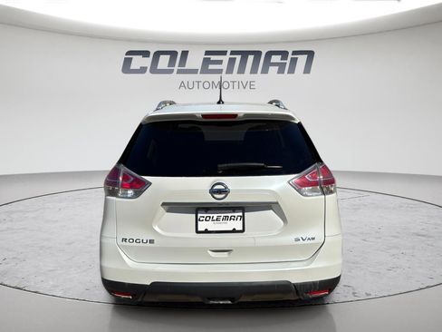Used 2016 Nissan Rogue SV image 4