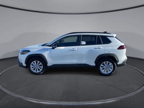 New 2026 Toyota Corolla Cross LE image 5