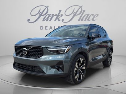 Used 2026 Volvo XC40 B5 Ultra w/ Protection Package Premier