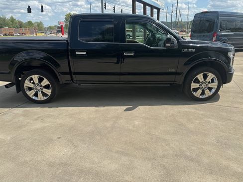 Used 2016 Ford F150 Limited w/ Trailer Tow Package image 8