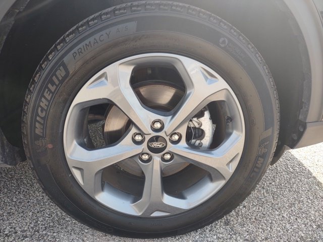 Used 2025 Ford Escape ST-Line Select AWD/4WD image 26