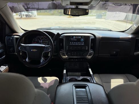 Used 2018 Chevrolet Silverado 1500 LT w/ Trailering Package RWD image 13