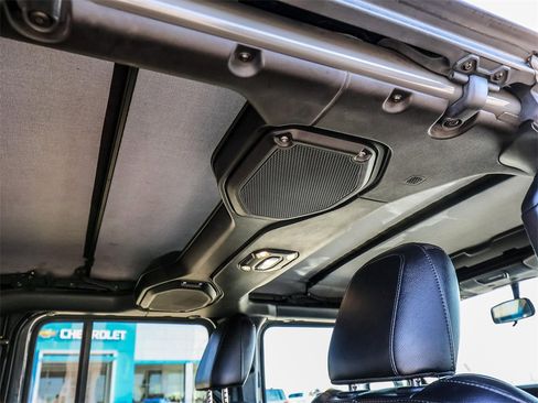 Used 2020 Jeep Gladiator Overland w/ Safety Group image 22