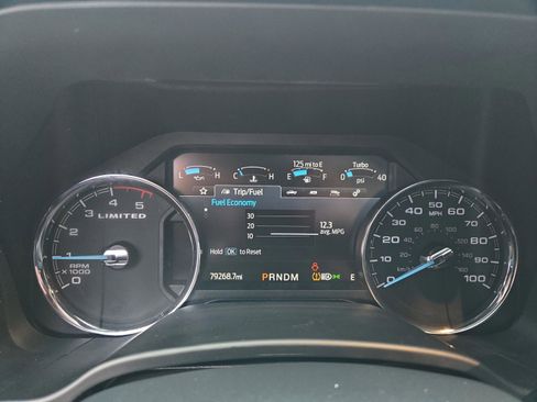 Used 2022 Ford F350 Limited w/ FX4 Off-Road Package image 20