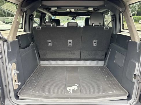 New 2026 Ford Bronco Badlands w/ Sasquatch Package AWD/4WD image 13