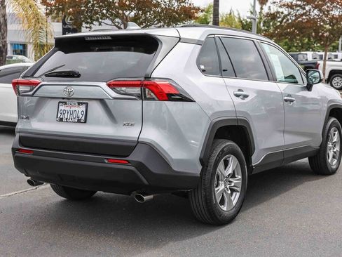 Certified 2025 Toyota RAV4 XLE FWD image 22